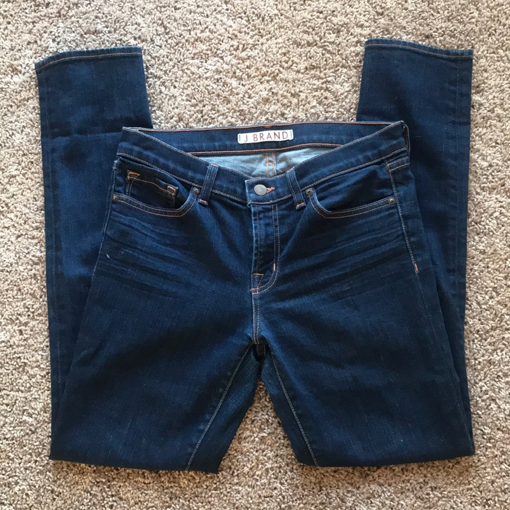 🚫🚫🌸JBrand size 28 regular wash skinny jeans